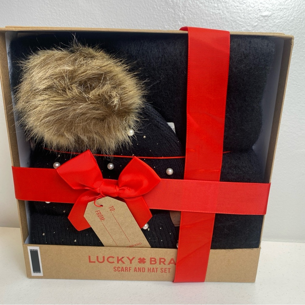 Lucky Brand 2 Piece Hat Scarf Set Black Knit Pearl Beanie Pom Pom Beaded Winter